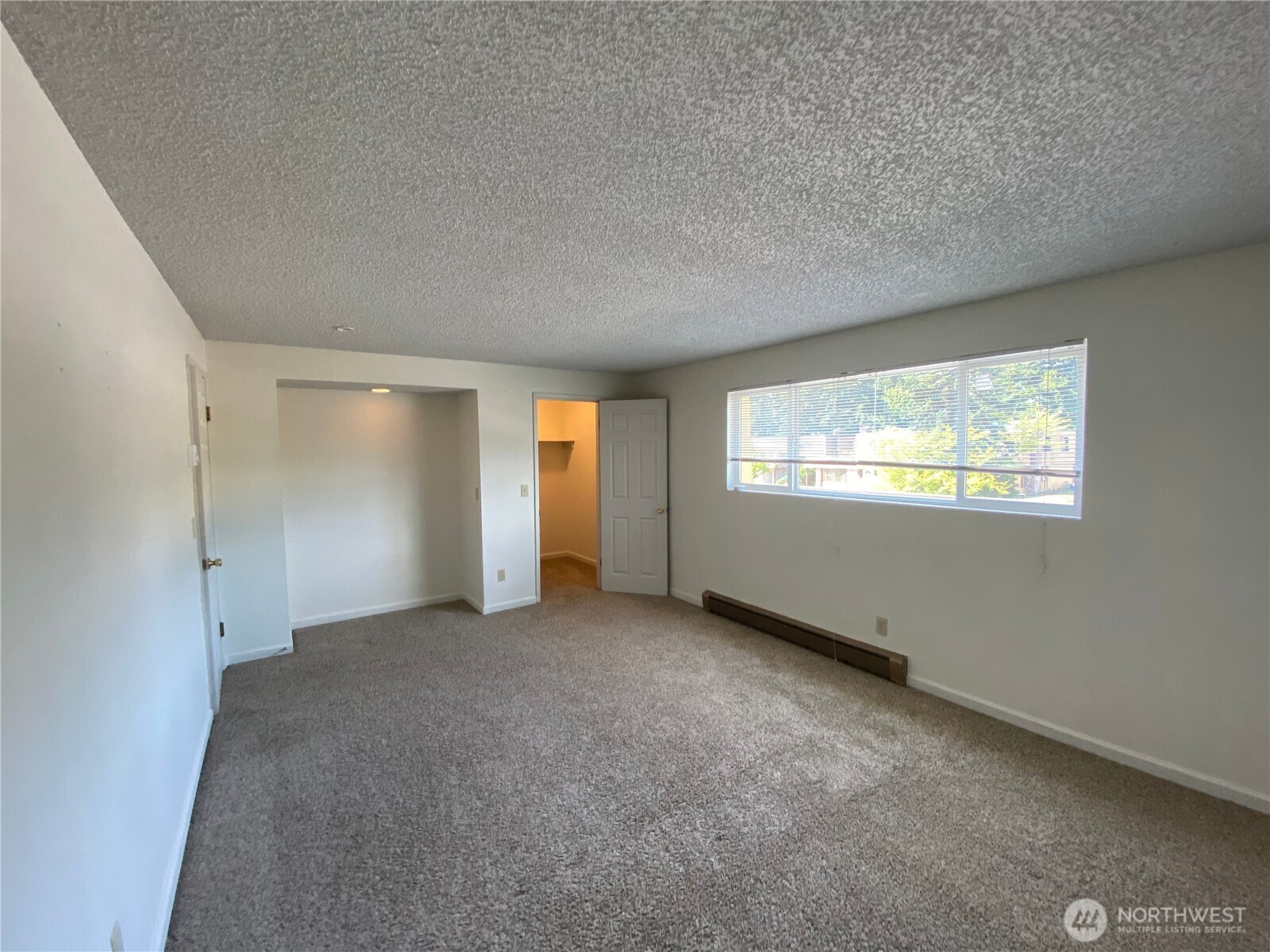 16 147th Avenue SE, Bellevue, WA 98007