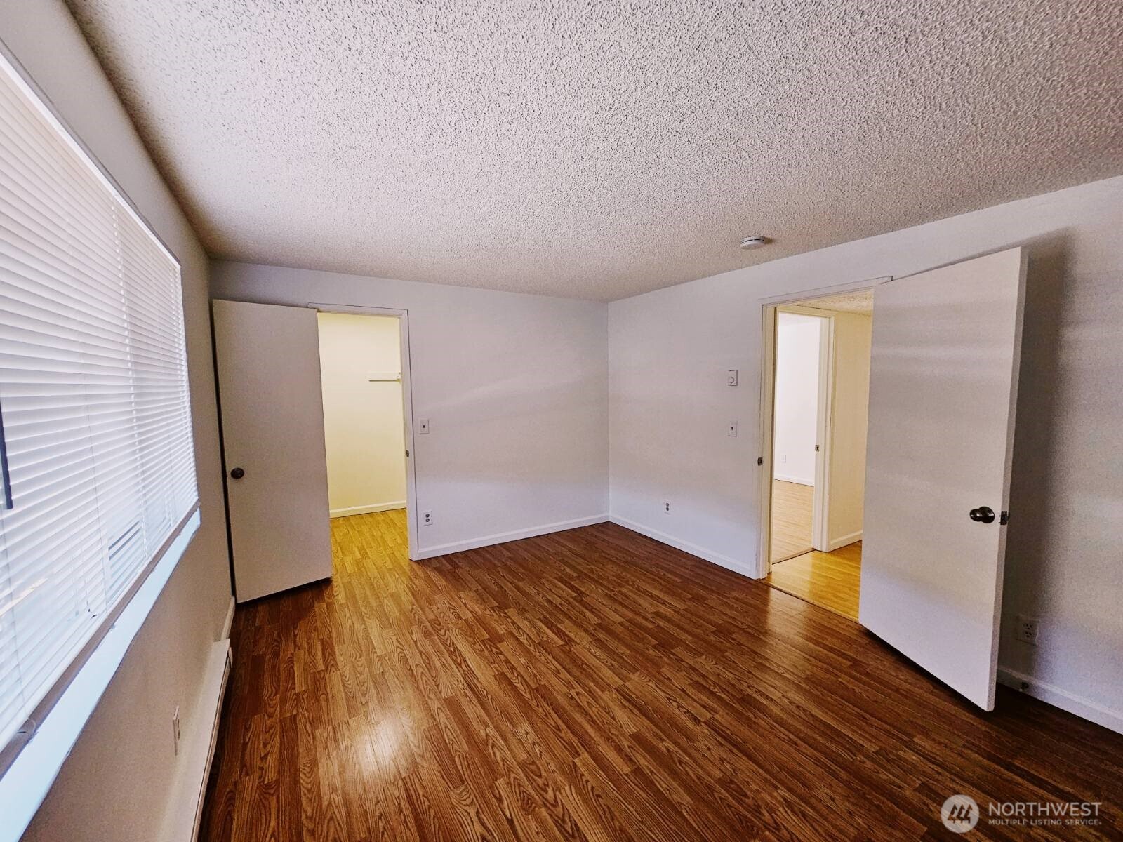 16 147th Avenue SE, Bellevue, WA 98007