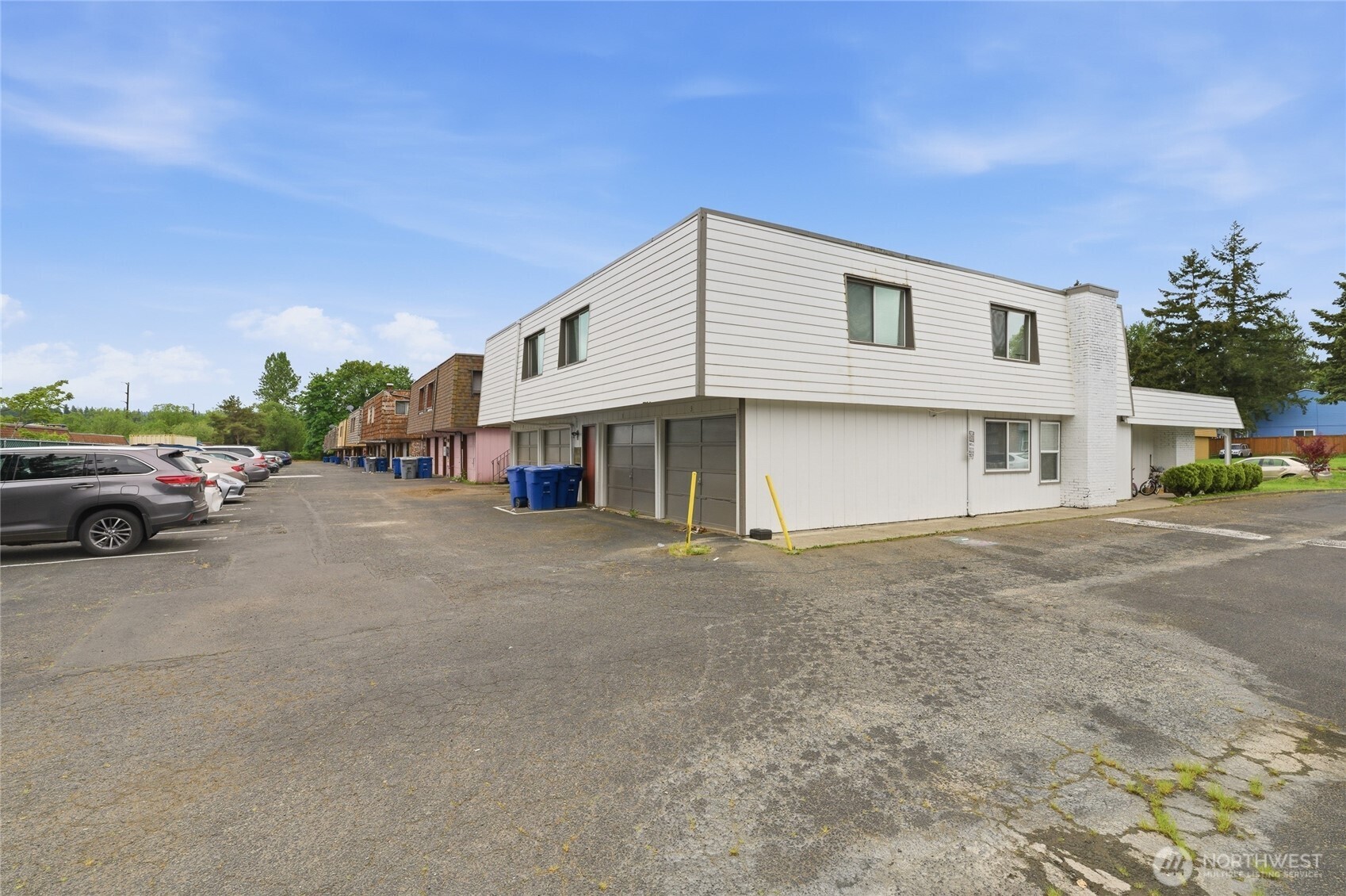 16 147th Avenue SE, Bellevue, WA 98007