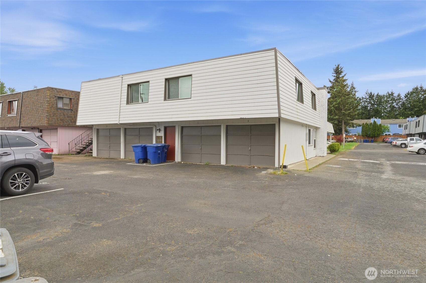16 147th Avenue SE, Bellevue, WA 98007
