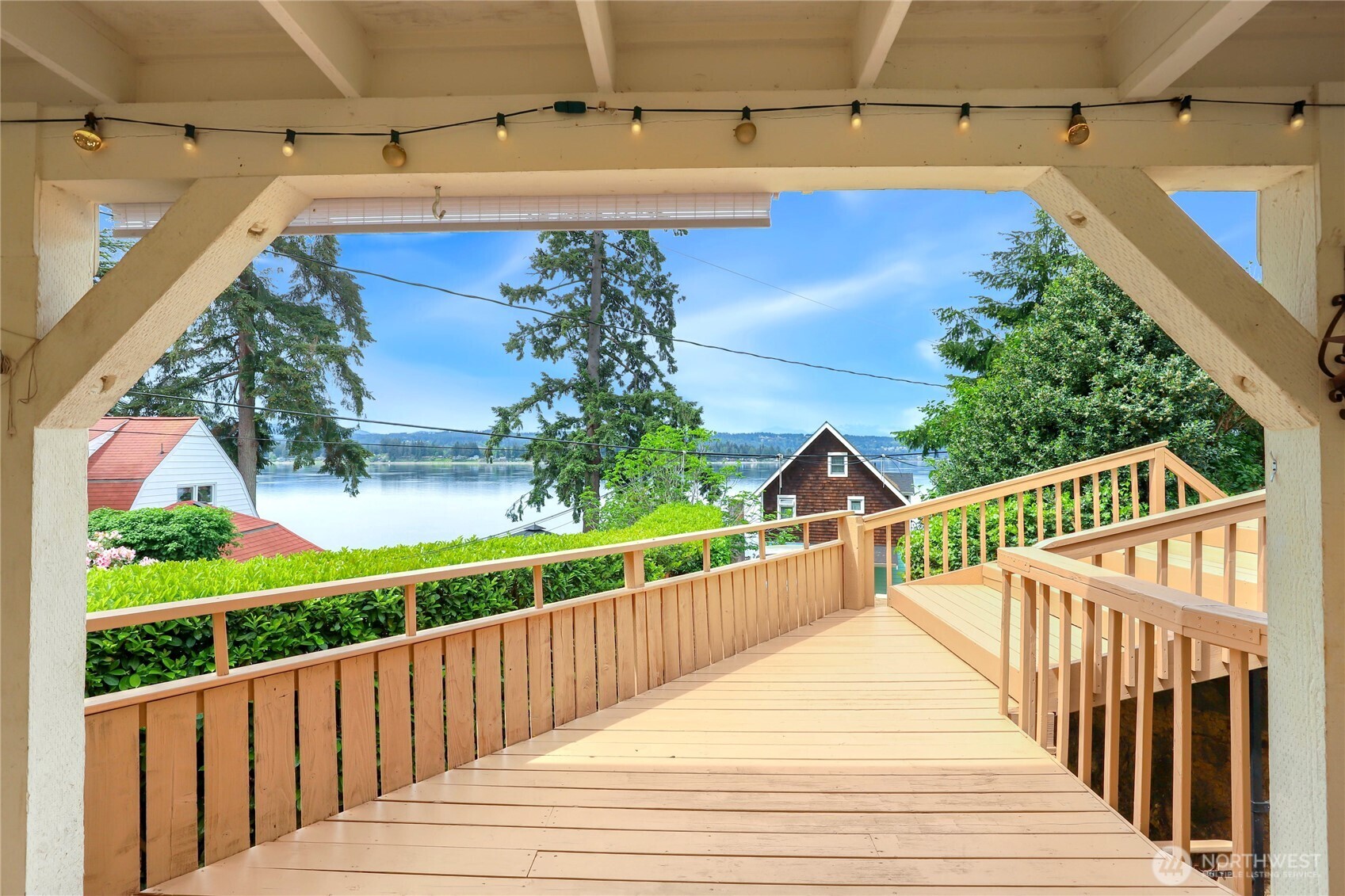 3542 Mathews Drive NW, Bremerton, WA 98312