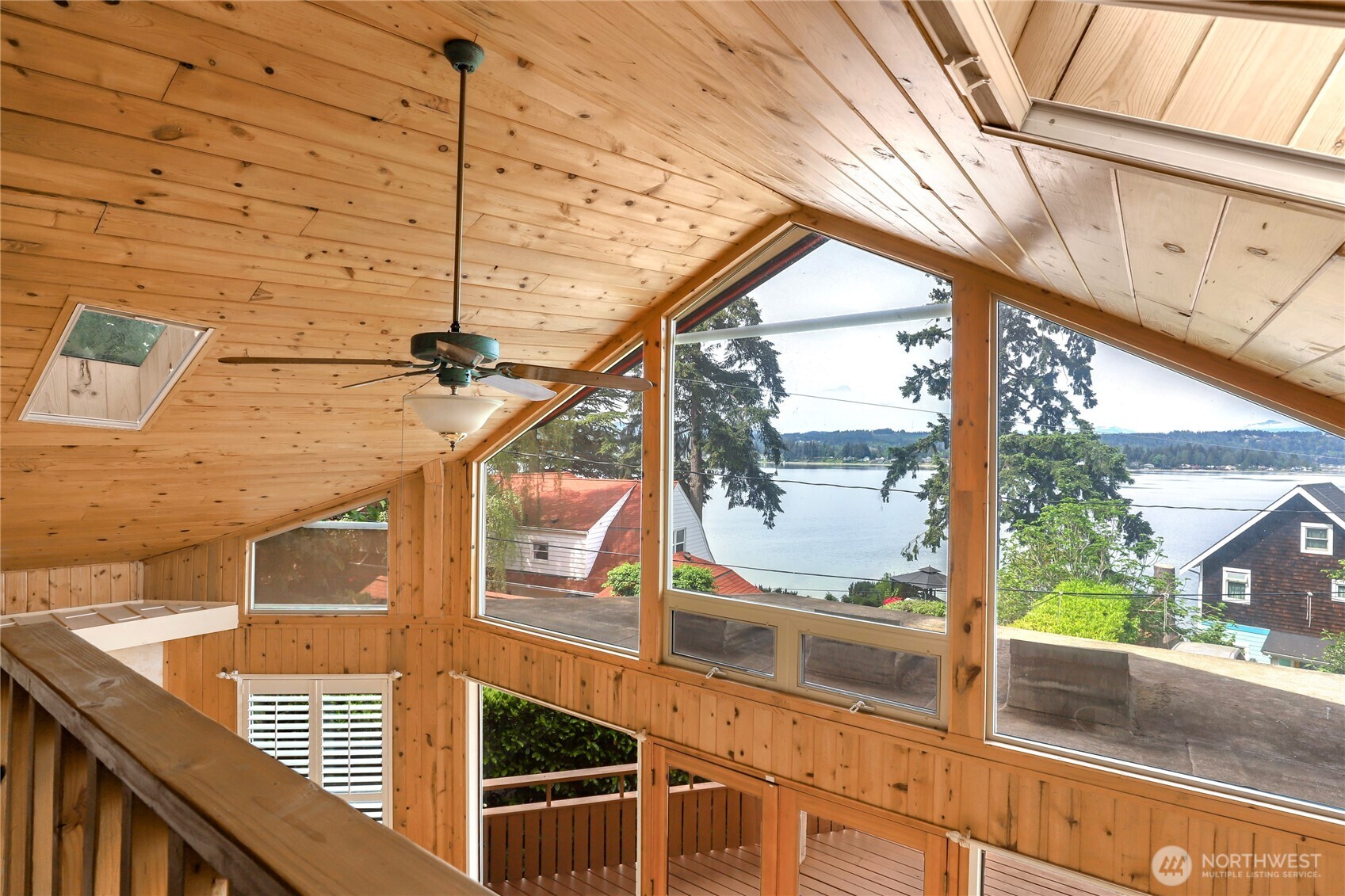 3542 Mathews Drive NW, Bremerton, WA 98312