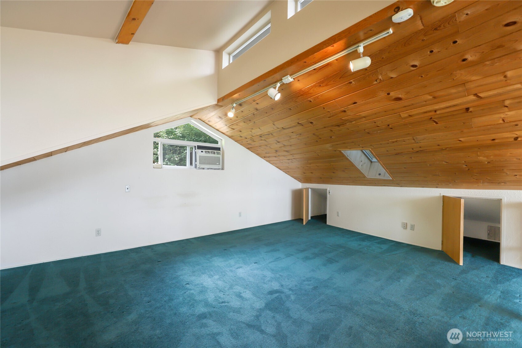3542 Mathews Drive NW, Bremerton, WA 98312
