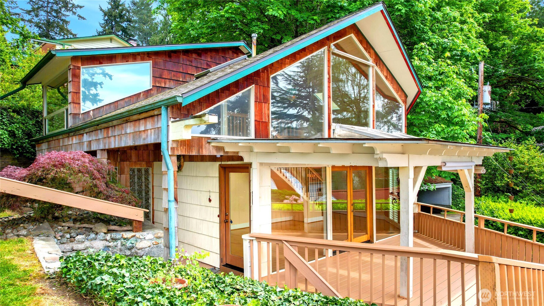 3542 Mathews Drive NW, Bremerton, WA 98312