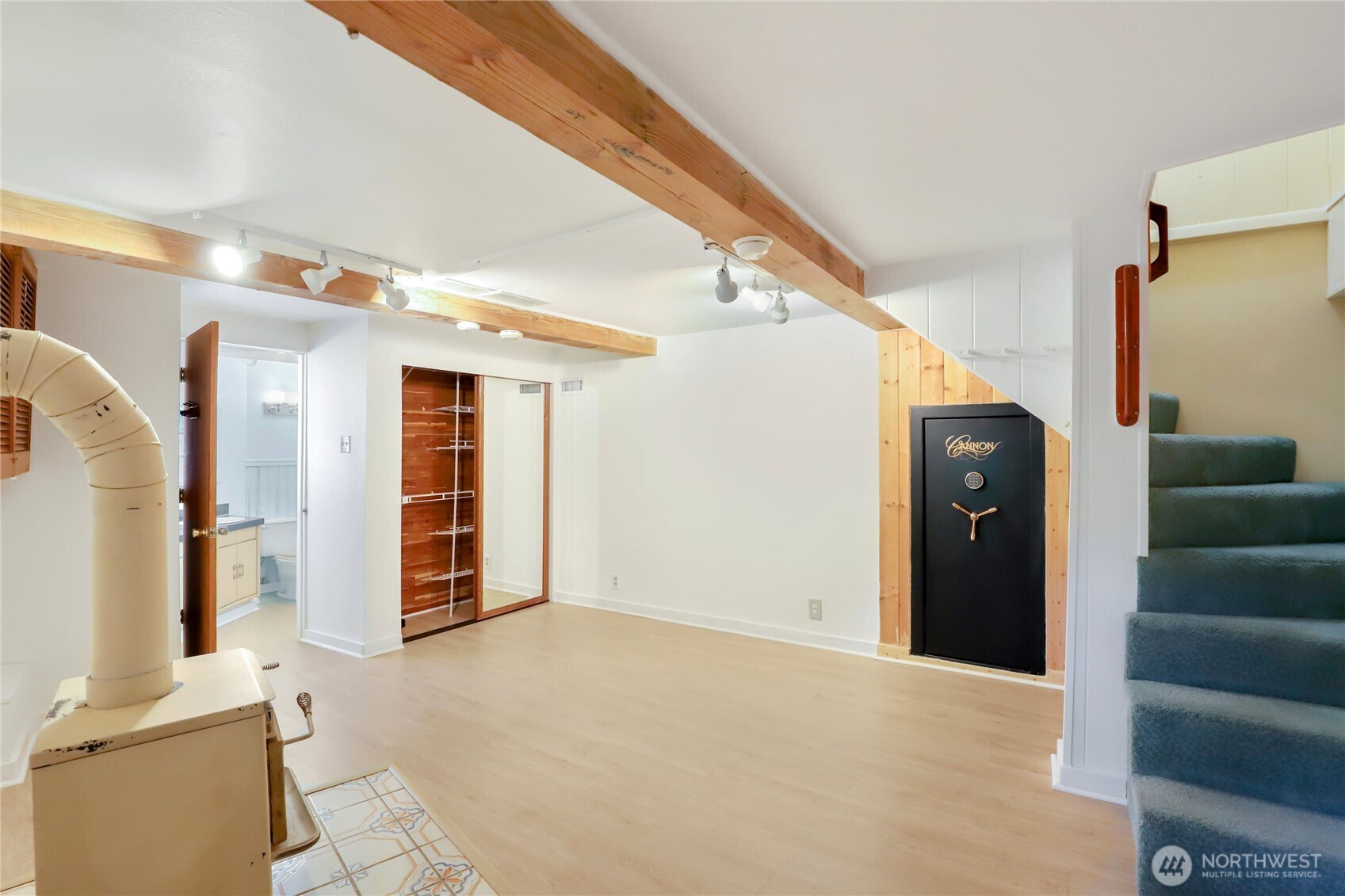3542 Mathews Drive NW, Bremerton, WA 98312
