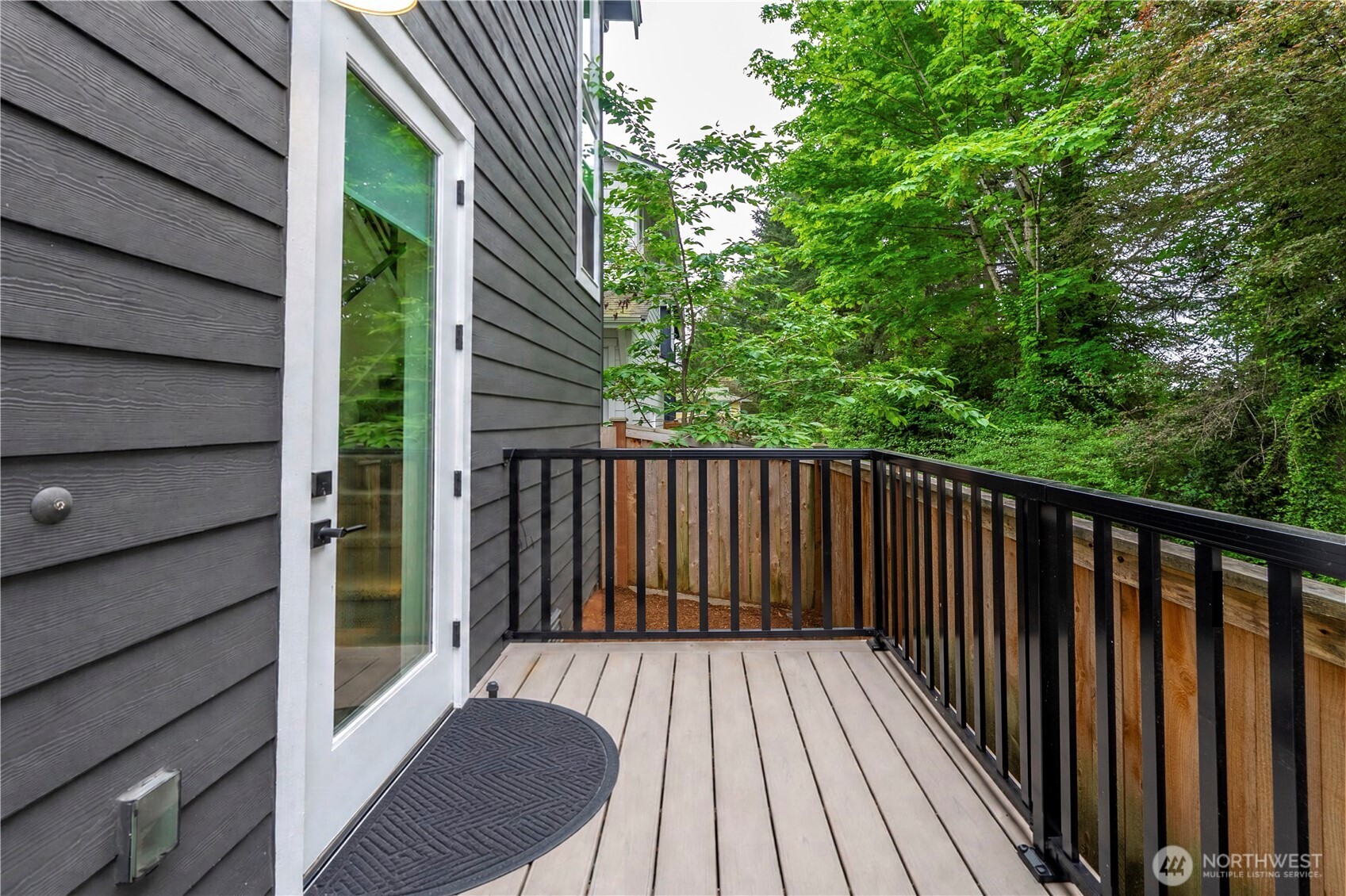 11603 NE 155th Street , Kirkland, WA 98034