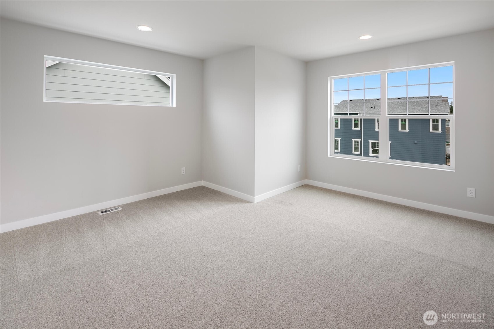 586 SW 97th Street #3, Seattle, WA 98106