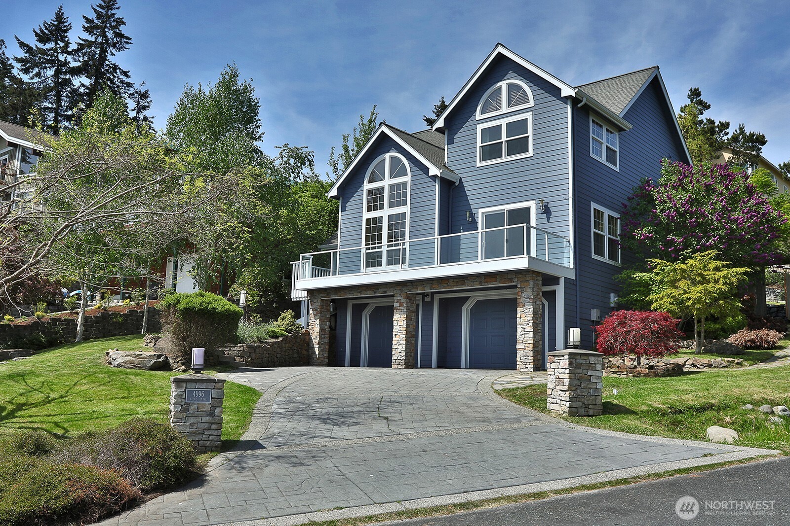 4996 Lilac Drive , Freeland, WA 98249