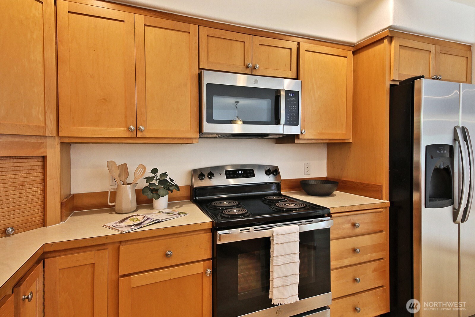 4996 Lilac Drive , Freeland, WA 98249