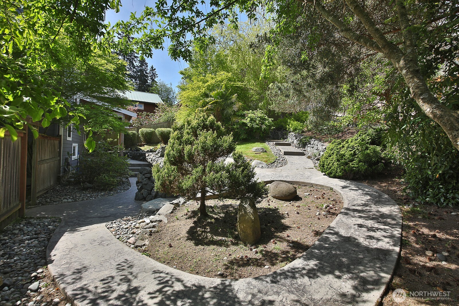 4996 Lilac Drive , Freeland, WA 98249