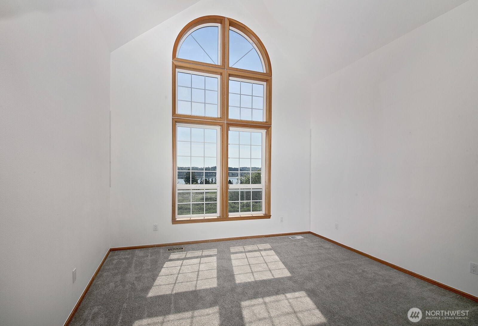 4996 Lilac Drive , Freeland, WA 98249
