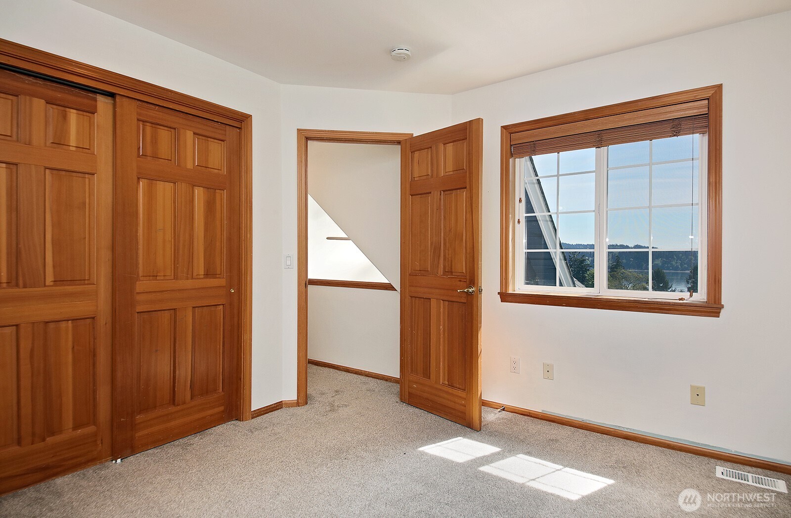 4996 Lilac Drive , Freeland, WA 98249