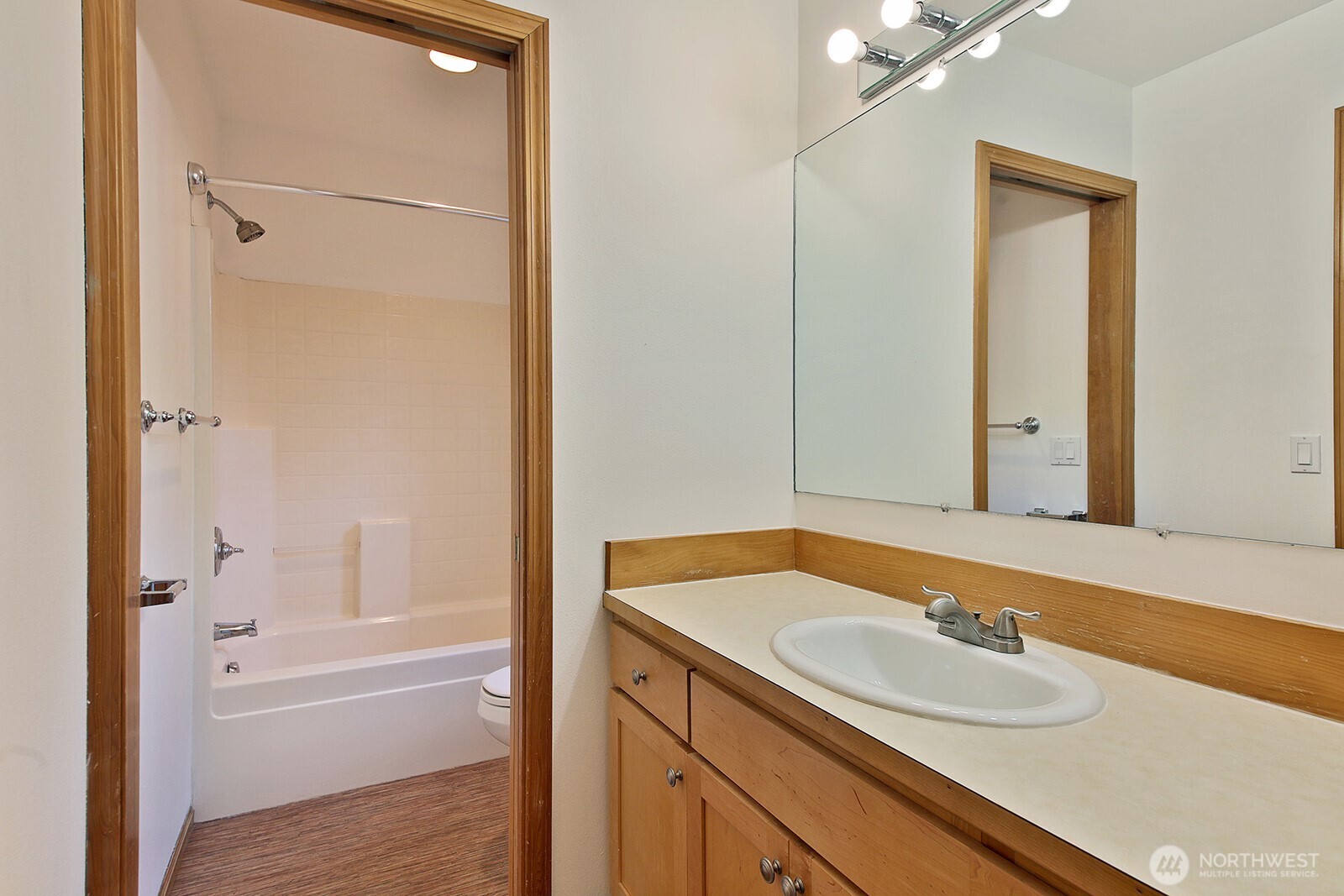4996 Lilac Drive , Freeland, WA 98249