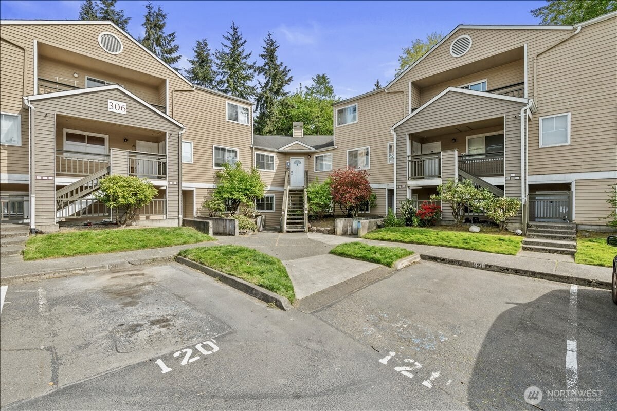5300 Harbour Pointe Boulevard #306H, Mukilteo, WA 98275