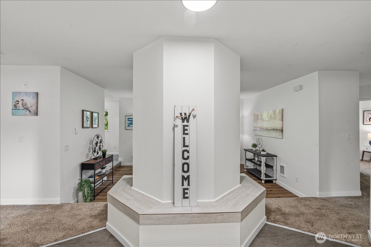5300 Harbour Pointe Boulevard #306H, Mukilteo, WA 98275