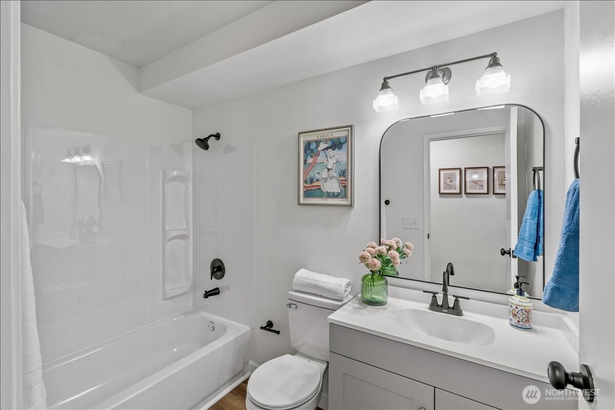 5300 Harbour Pointe Boulevard #306H, Mukilteo, WA 98275