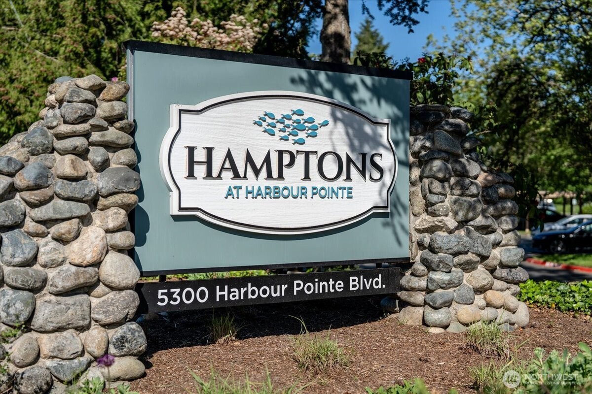 5300 Harbour Pointe Boulevard #306H, Mukilteo, WA 98275