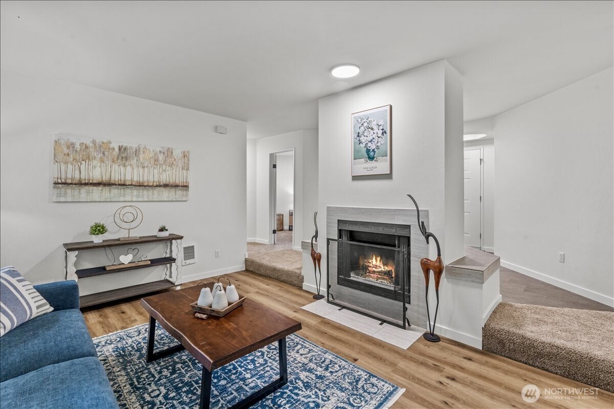 5300 Harbour Pointe Boulevard #306H, Mukilteo, WA 98275