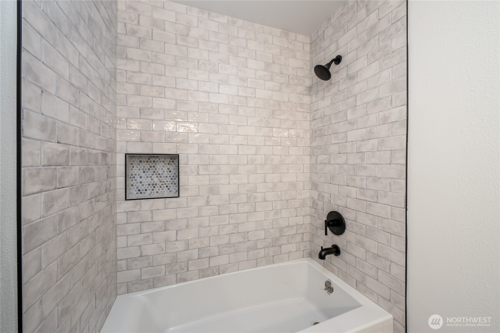 19410 Bothell Way NE #D102, Bothell, WA 98011