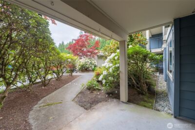 19410 Bothell Way NE #D102, Bothell, WA 98011 - Photo 22