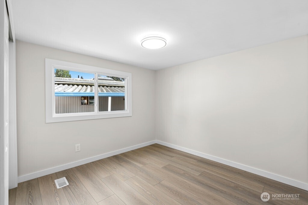 12200 Stone Avenue N #38, Seattle, WA 98133