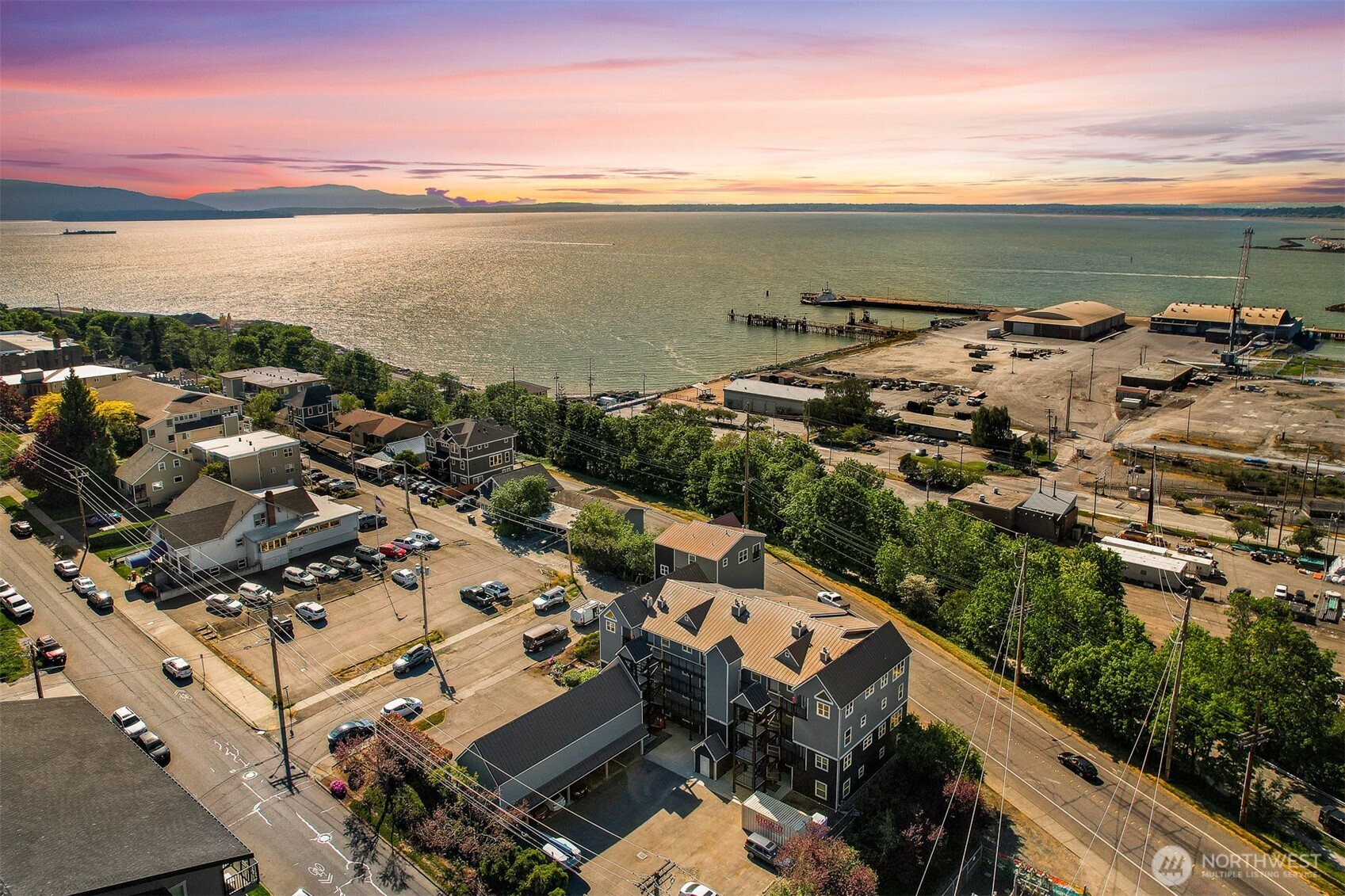705 N State Street #202, Bellingham, WA 98225