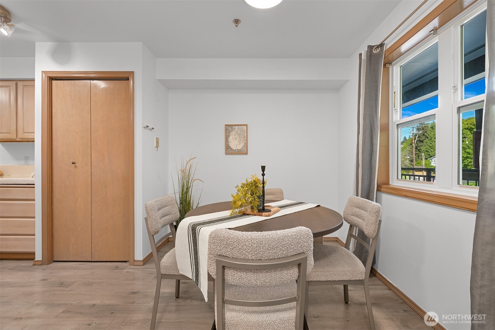 705 N State Street #202, Bellingham, WA 98225