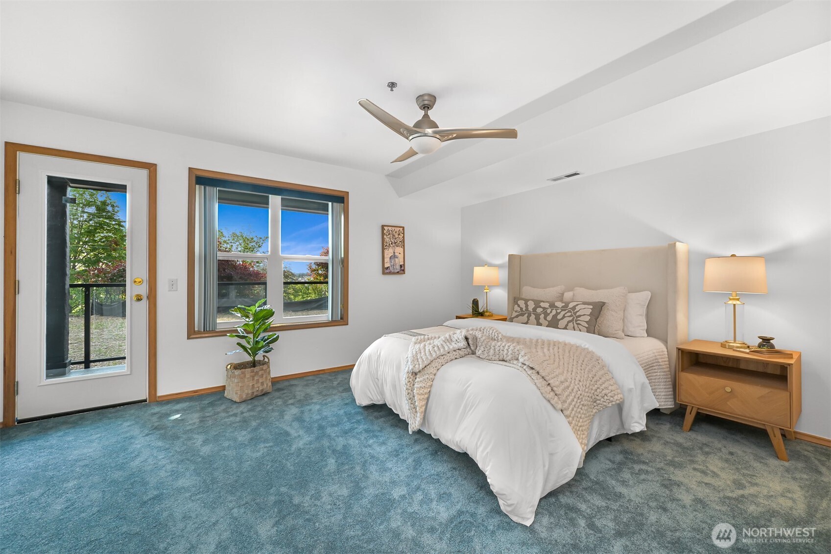 705 N State Street #202, Bellingham, WA 98225