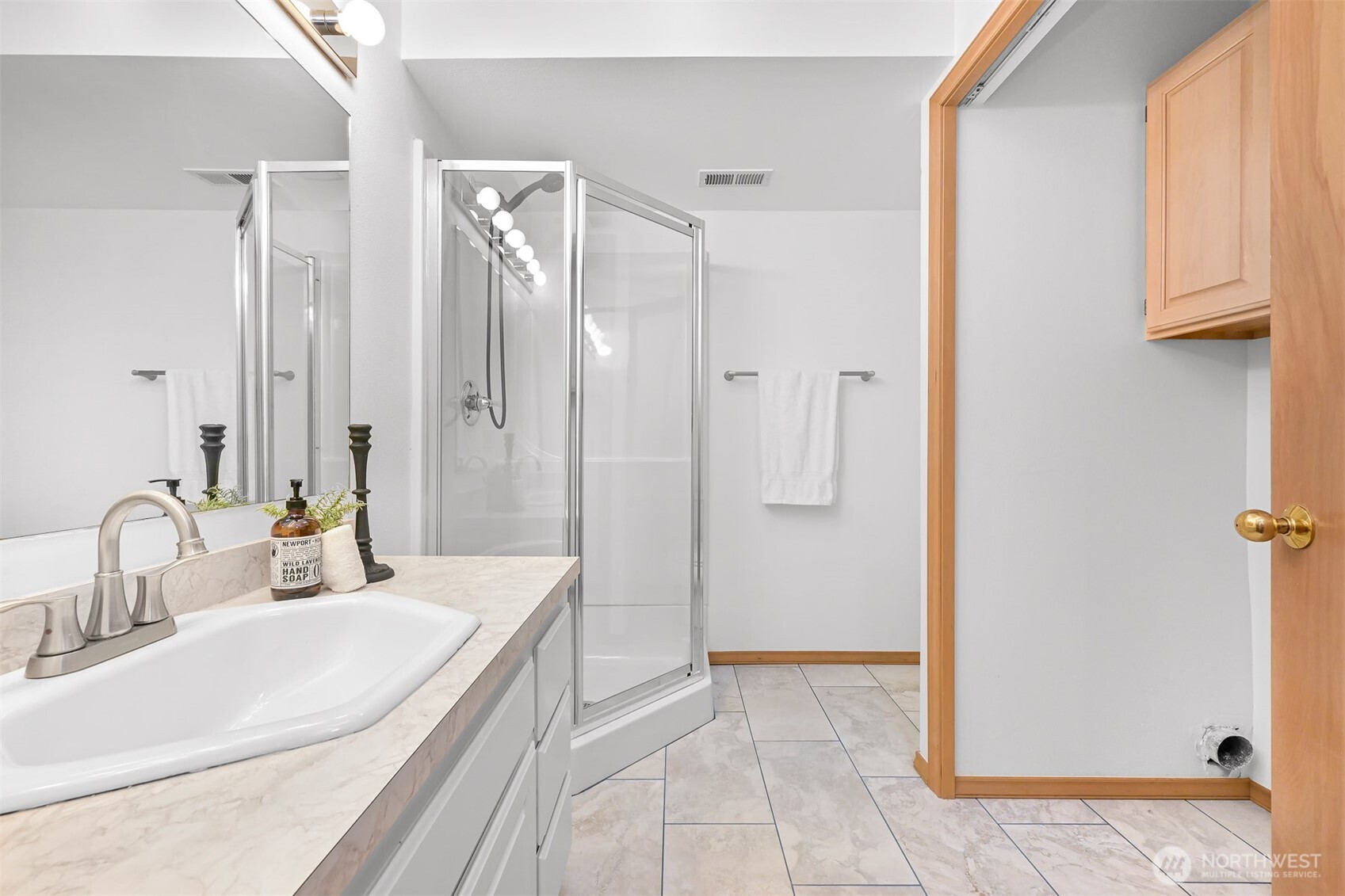 705 N State Street #202, Bellingham, WA 98225