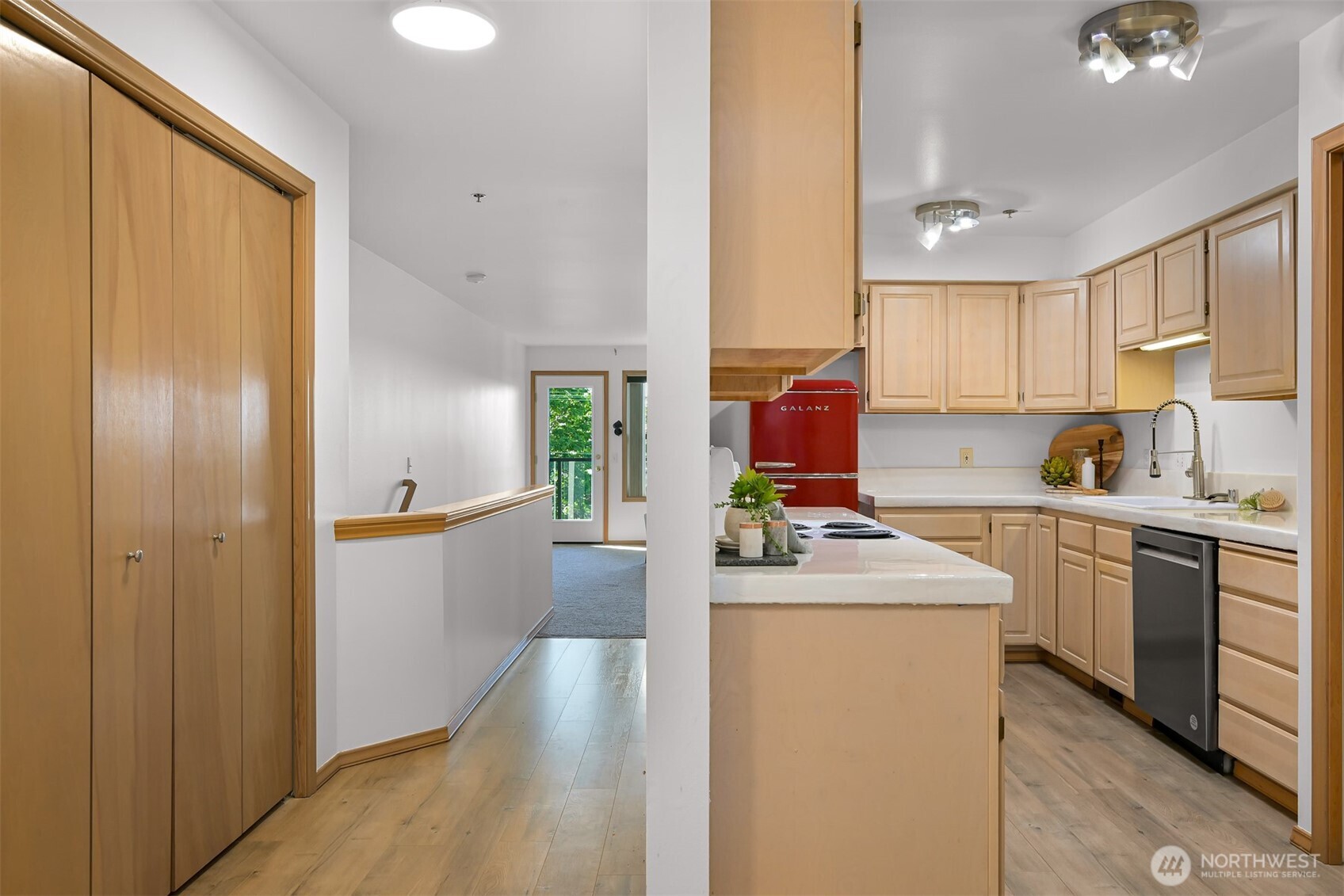 705 N State Street #202, Bellingham, WA 98225