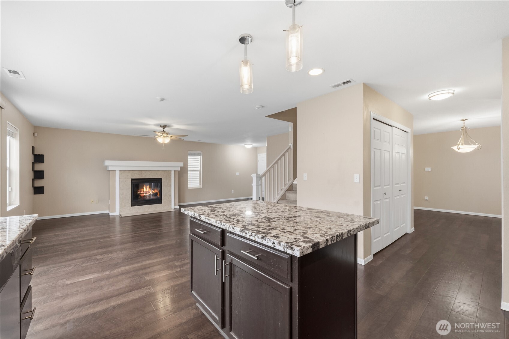20222 50th Avenue E, Spanaway, WA 98387