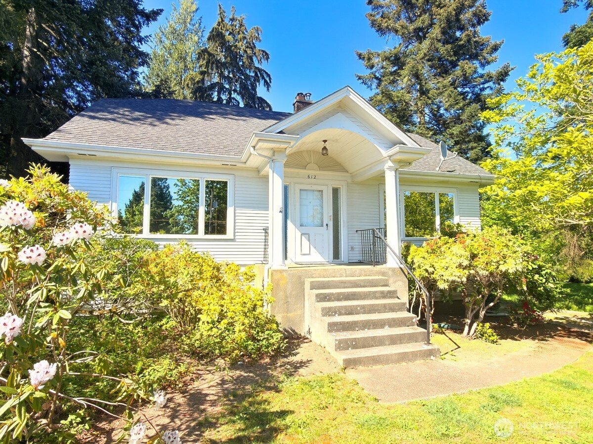 612 S 160th Street , Burien, WA 98148