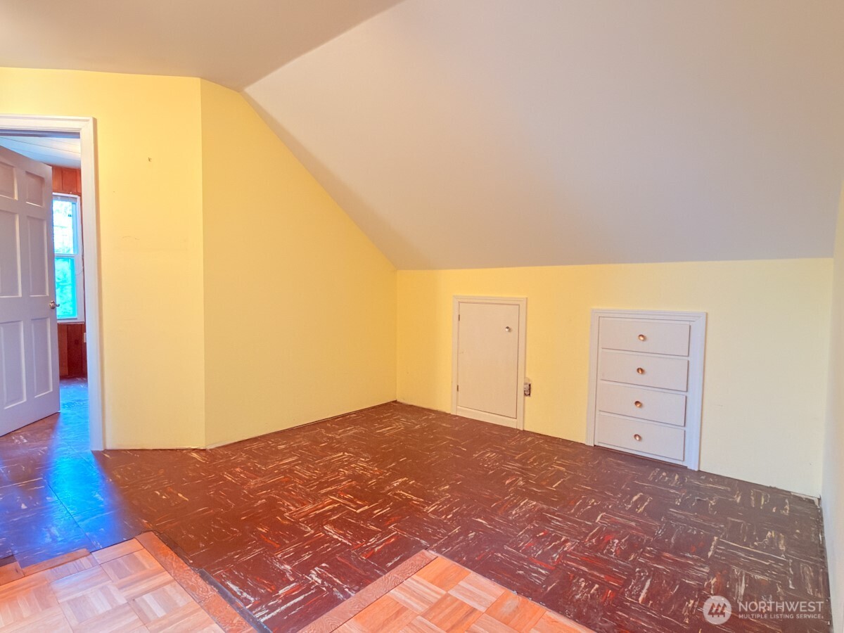 612 S 160th Street , Burien, WA 98148