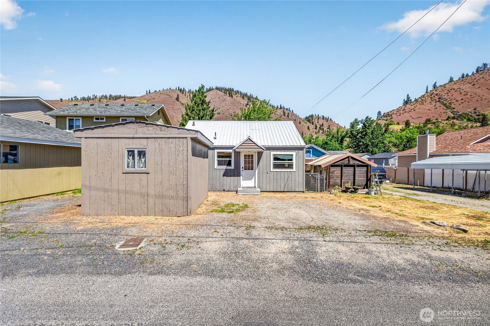 308 Riverside Drive , Cashmere, WA 98815
