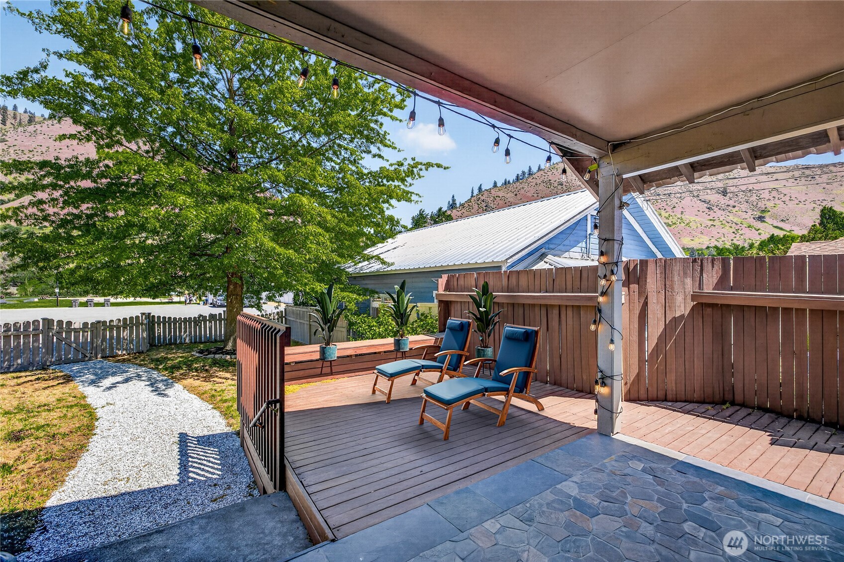 308 Riverside Drive , Cashmere, WA 98815