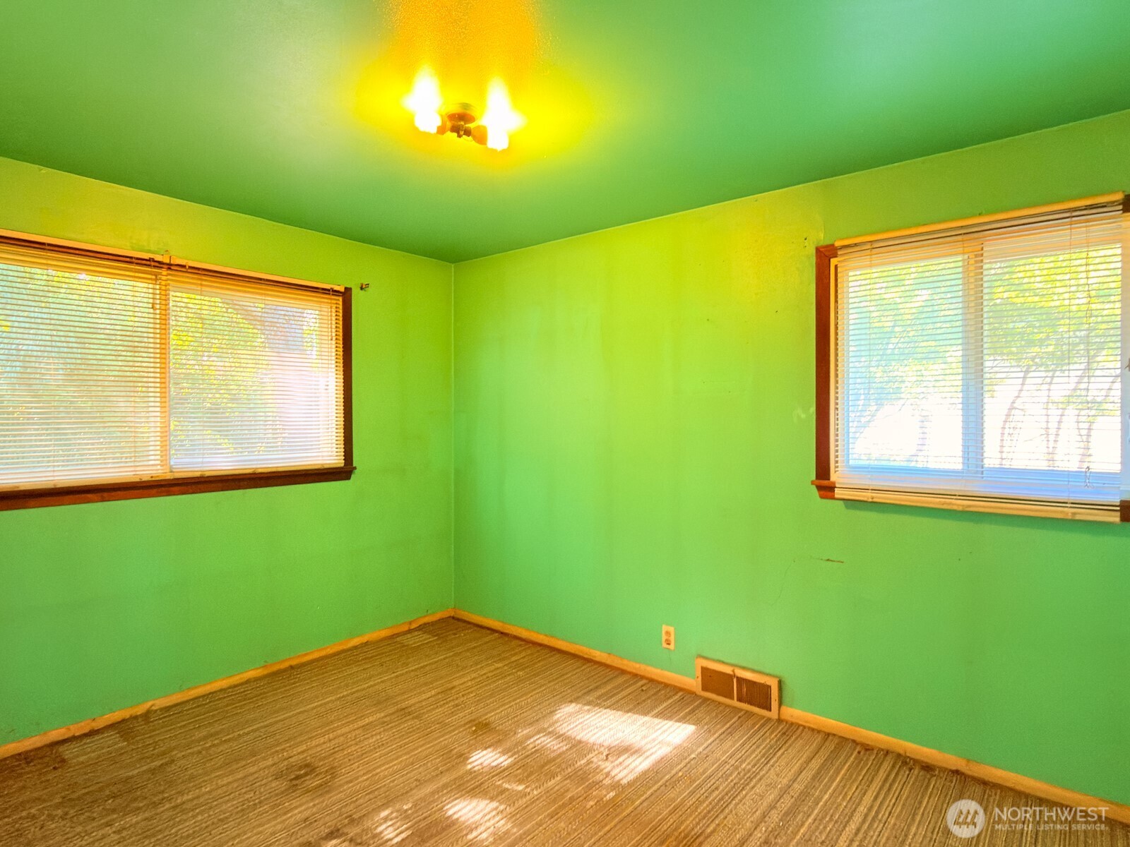 638 S 160th Street , Burien, WA 98148