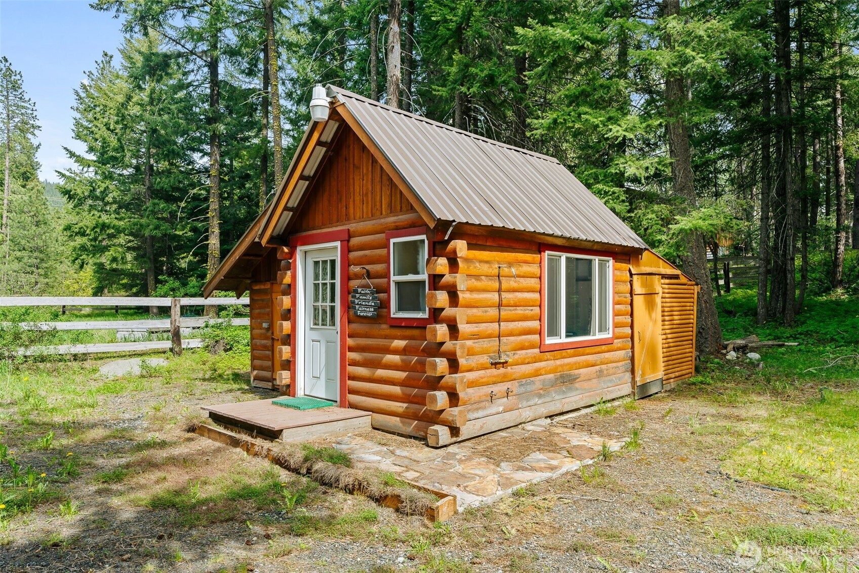 40 Lake Cle Elum Dam Road , Ronald, WA 98940