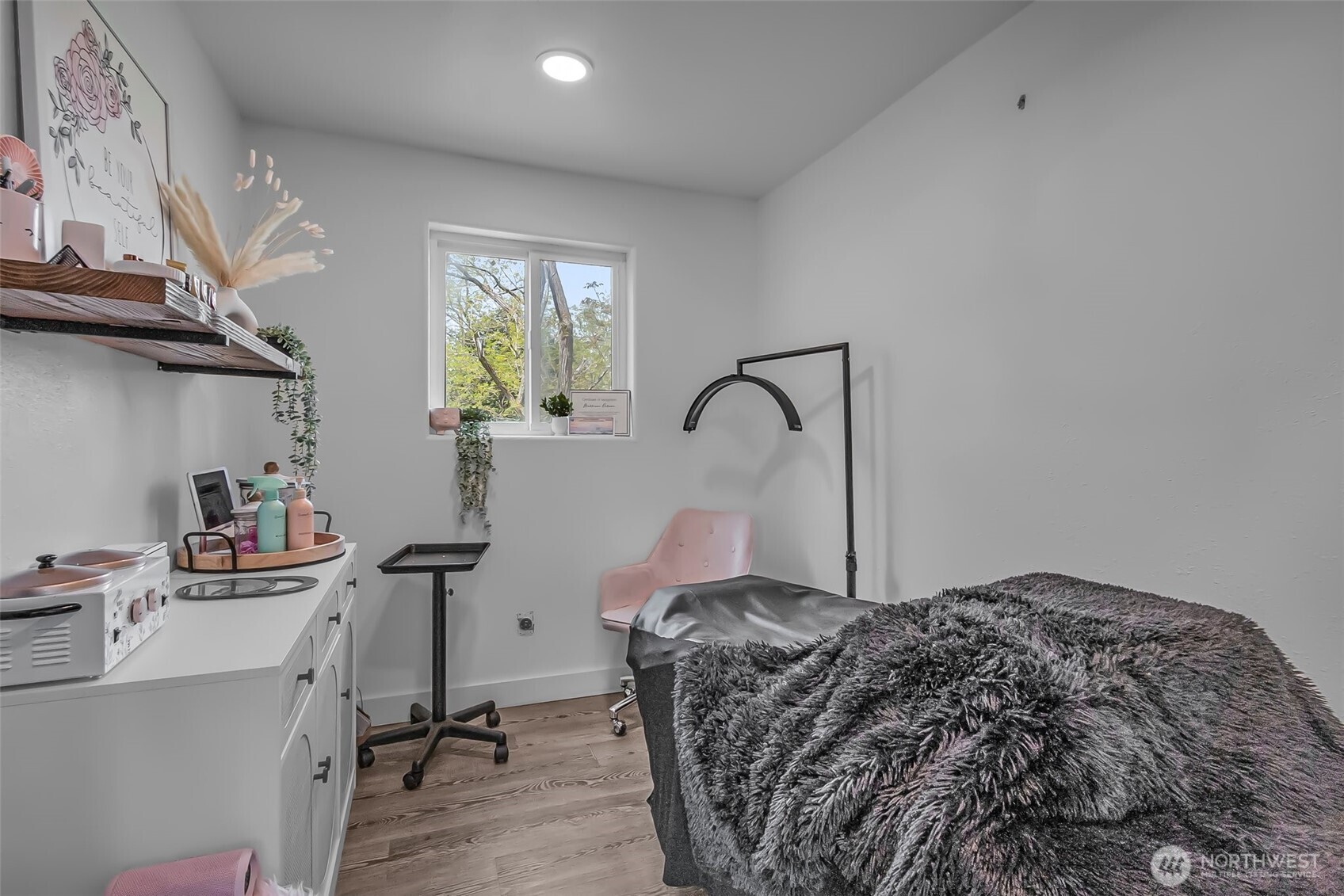 108 Centre Street S, Rainier, WA 98576
