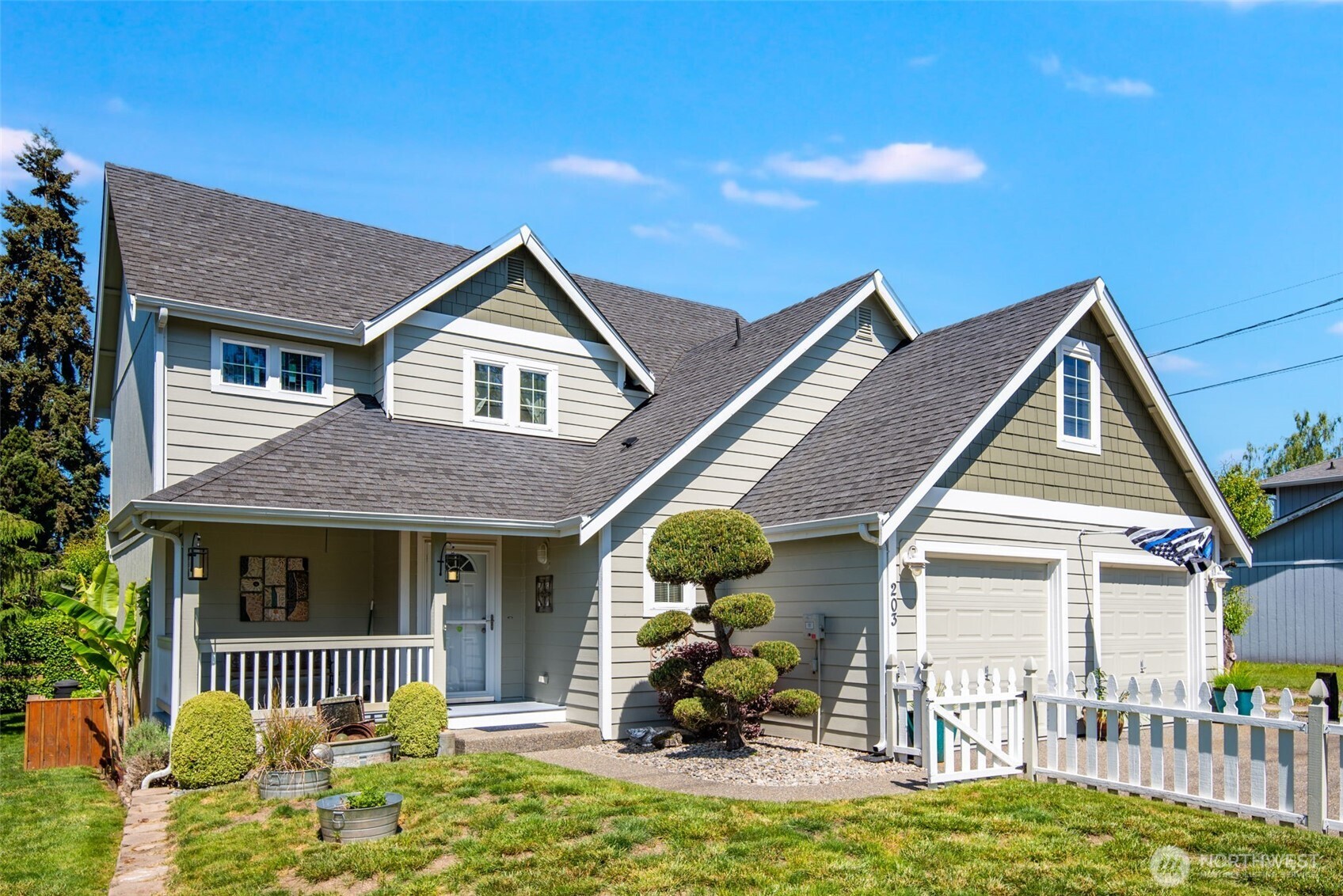 203 3rd Street NE, Yelm, WA 98597