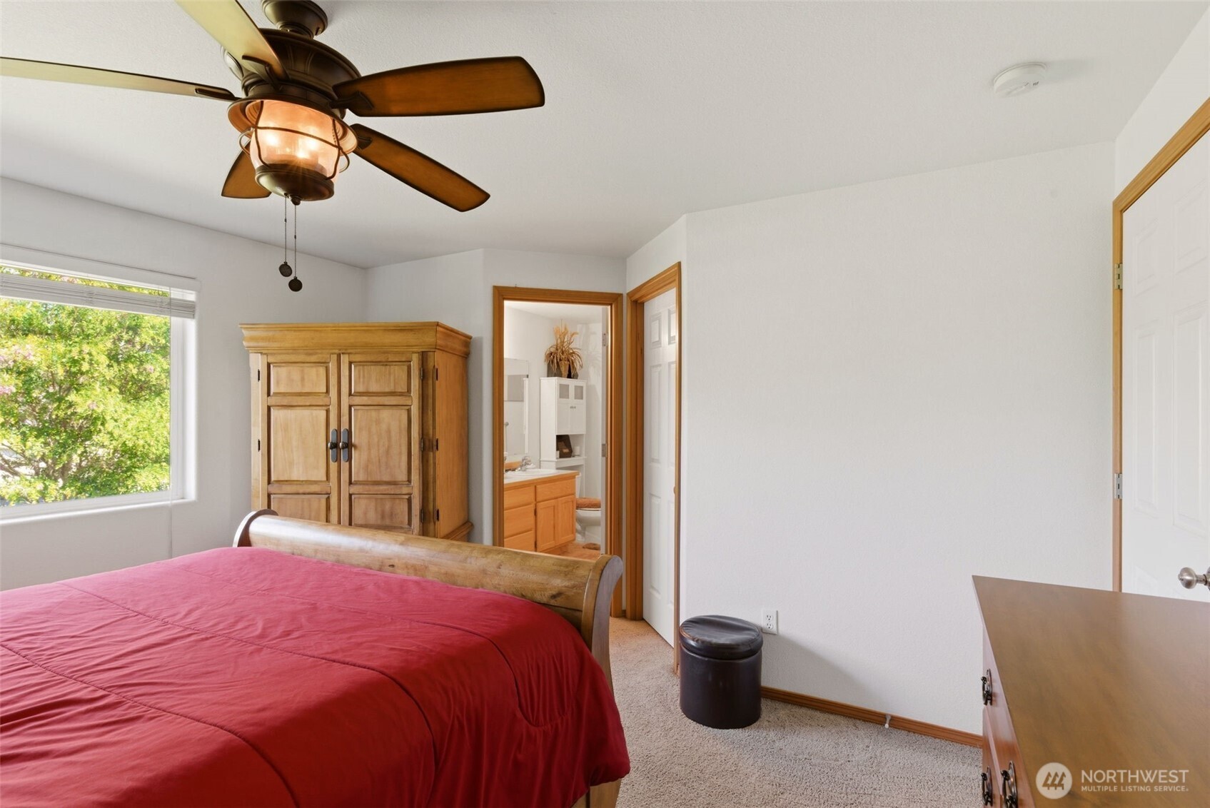 203 3rd Street NE, Yelm, WA 98597