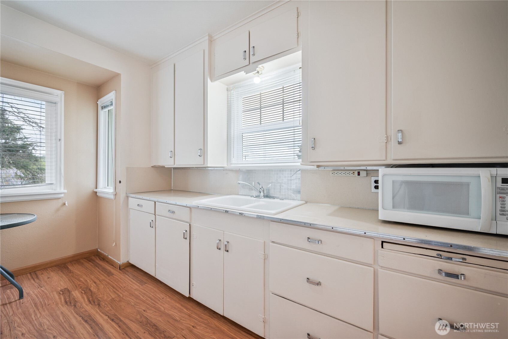 208 NE Kirby , Castle Rock, WA 98611