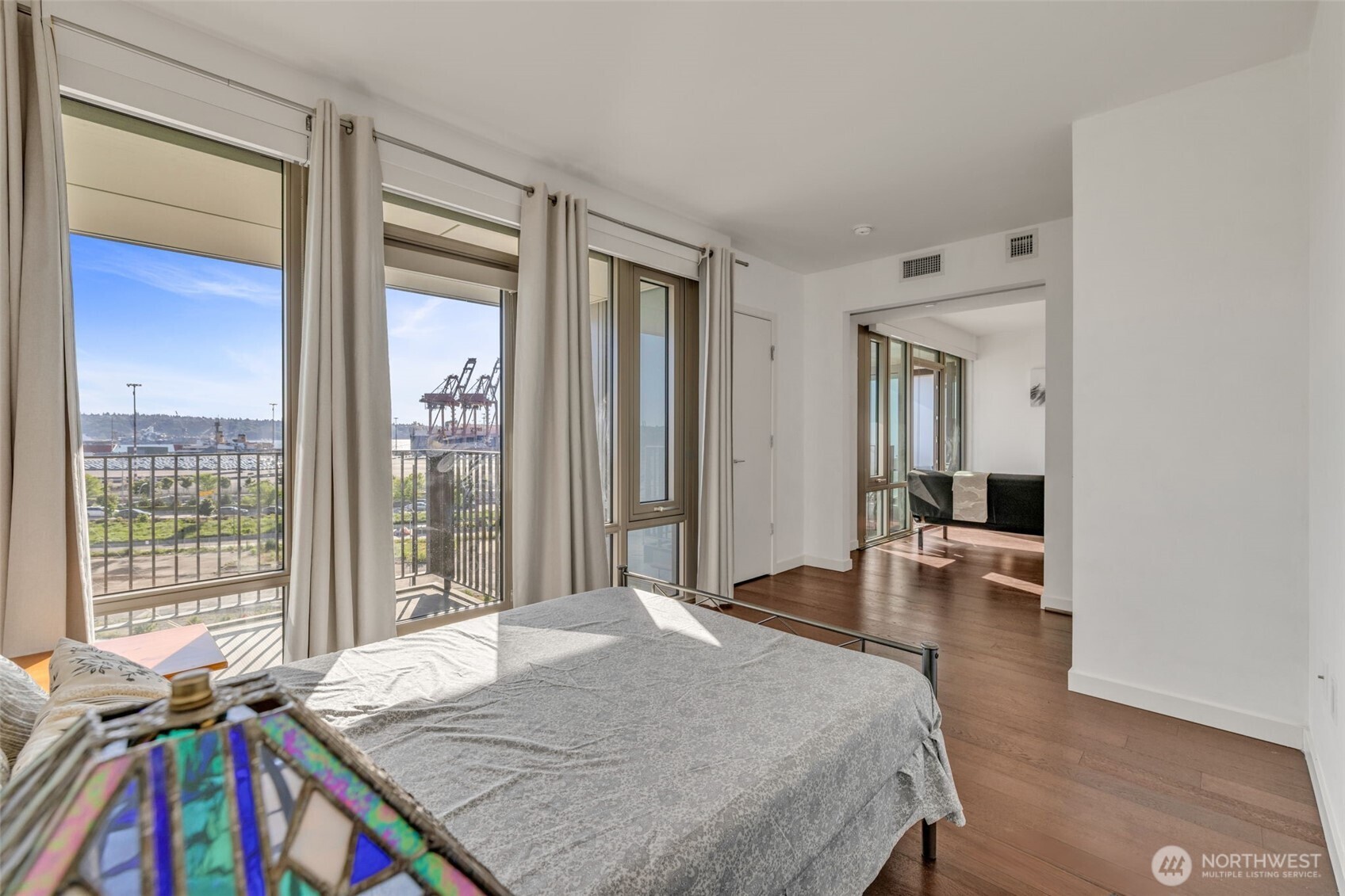 590 1st Avenue S #603, Seattle, WA 98104