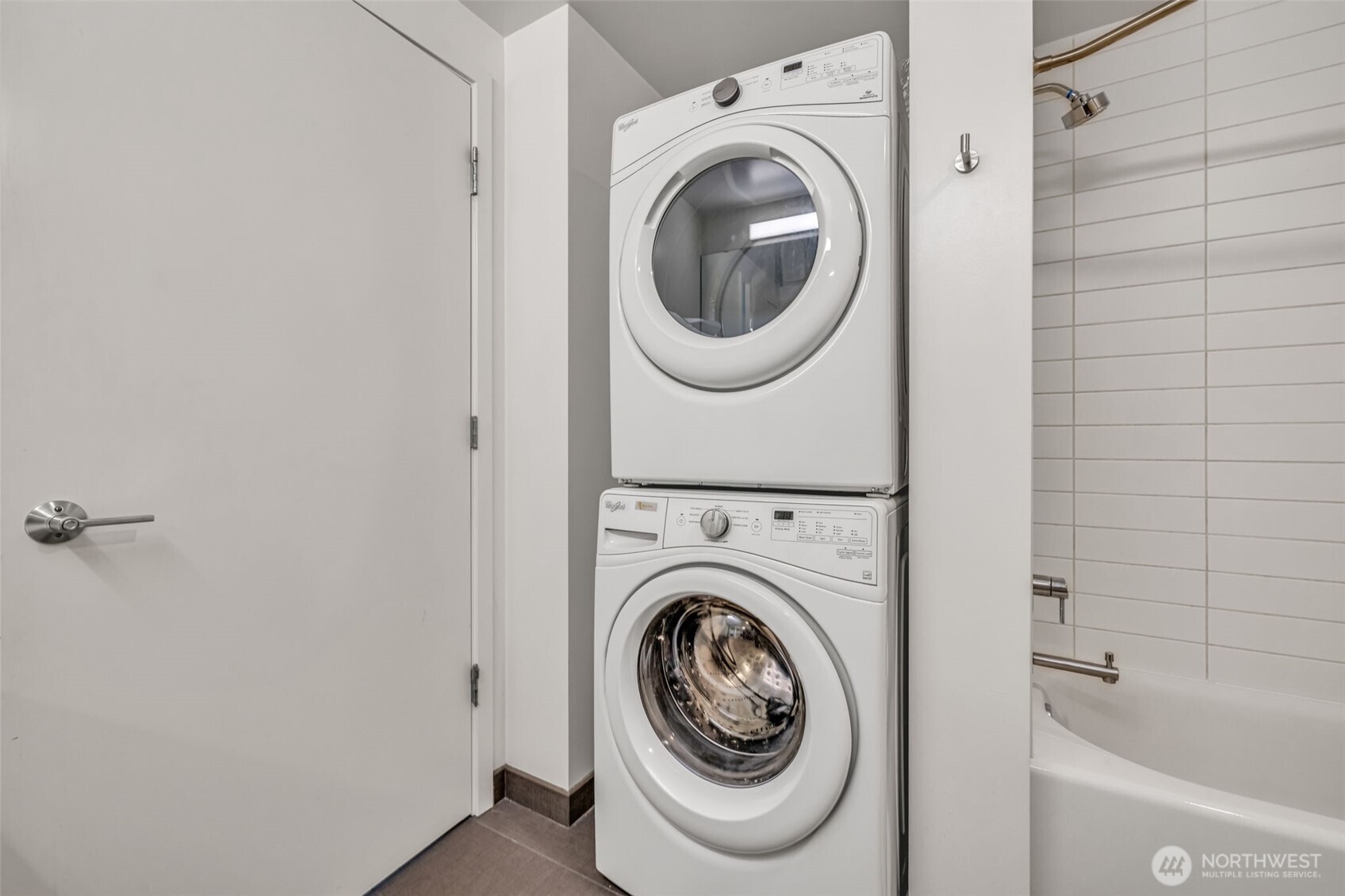 590 1st Avenue S #603, Seattle, WA 98104