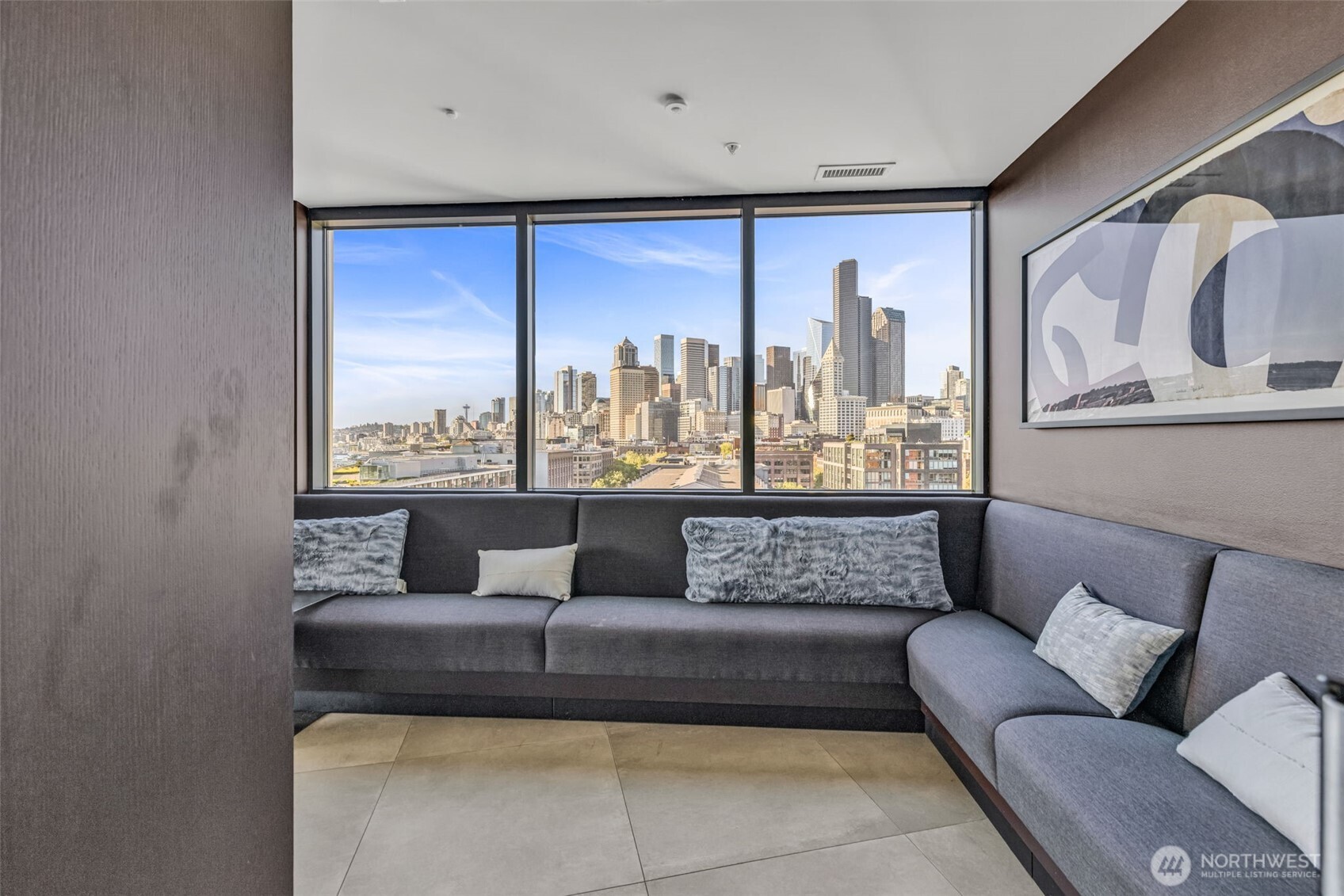 590 1st Avenue S #603, Seattle, WA 98104