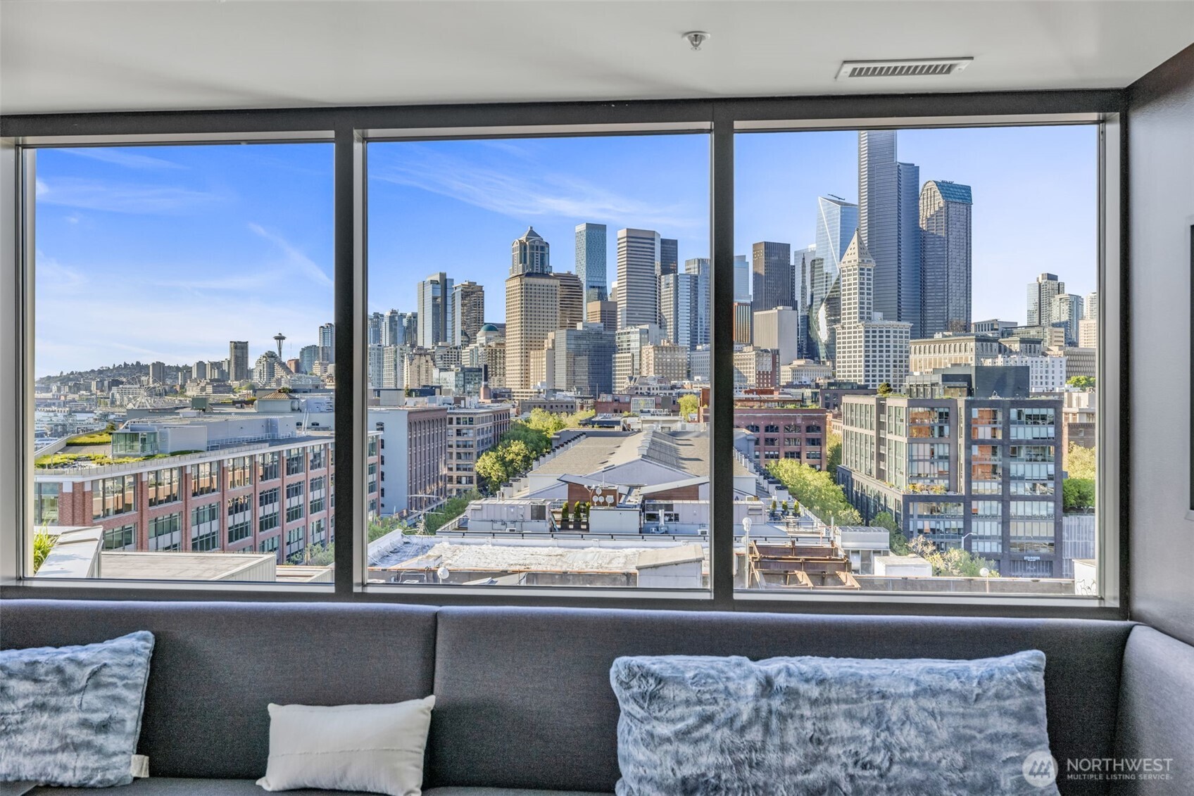 590 1st Avenue S #603, Seattle, WA 98104