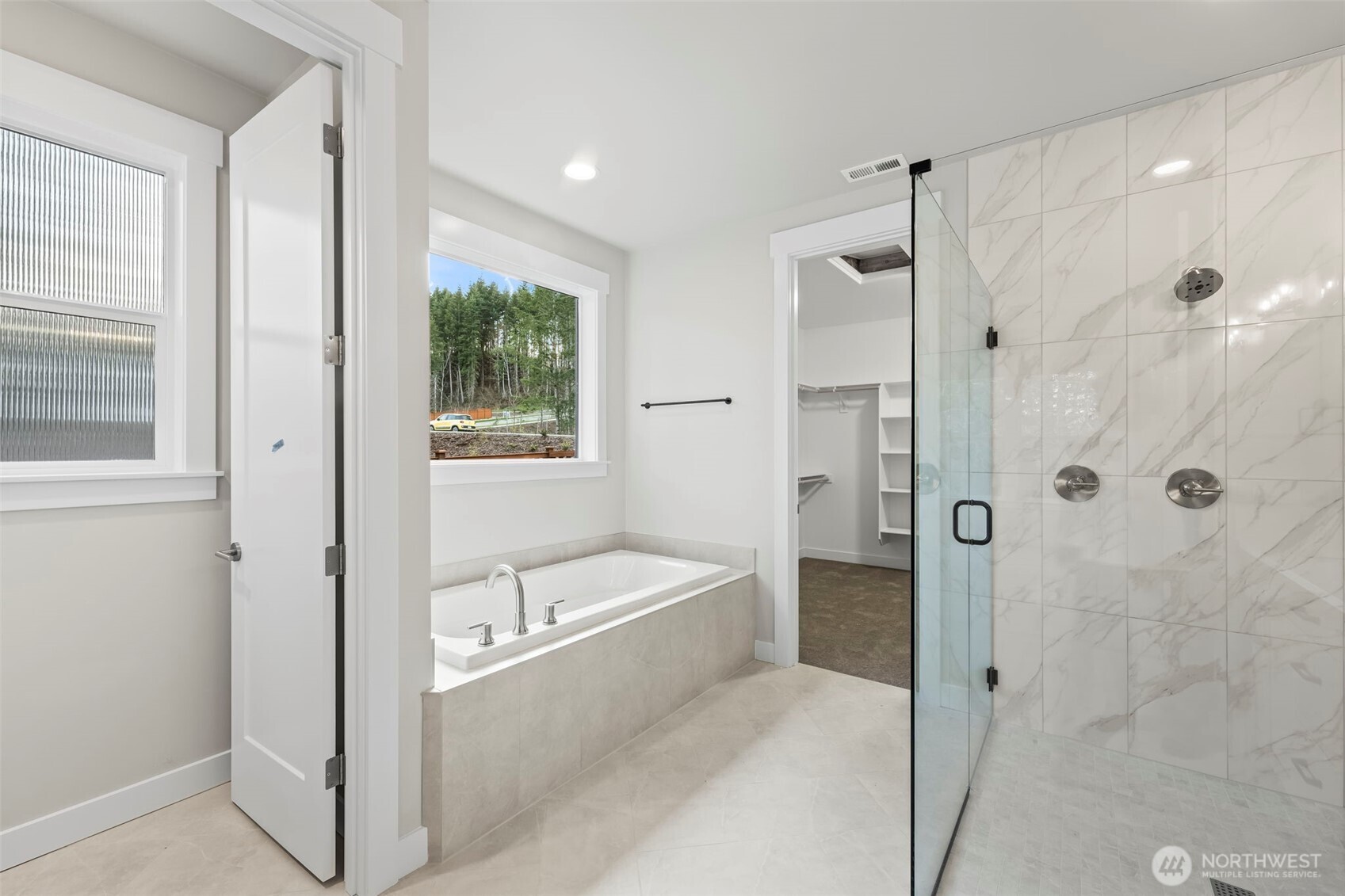 14826 210th Place E #1495, Bonney Lake, WA 98391