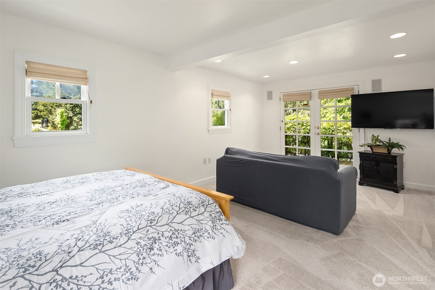 6007 SE 22nd Street , Mercer Island, WA 98040