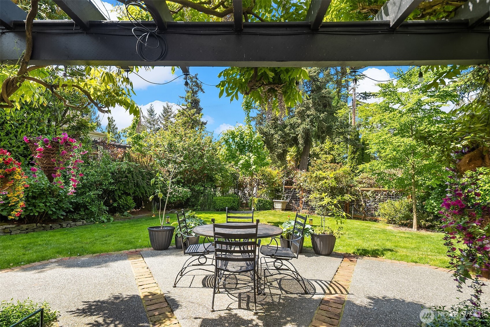 6007 SE 22nd Street , Mercer Island, WA 98040