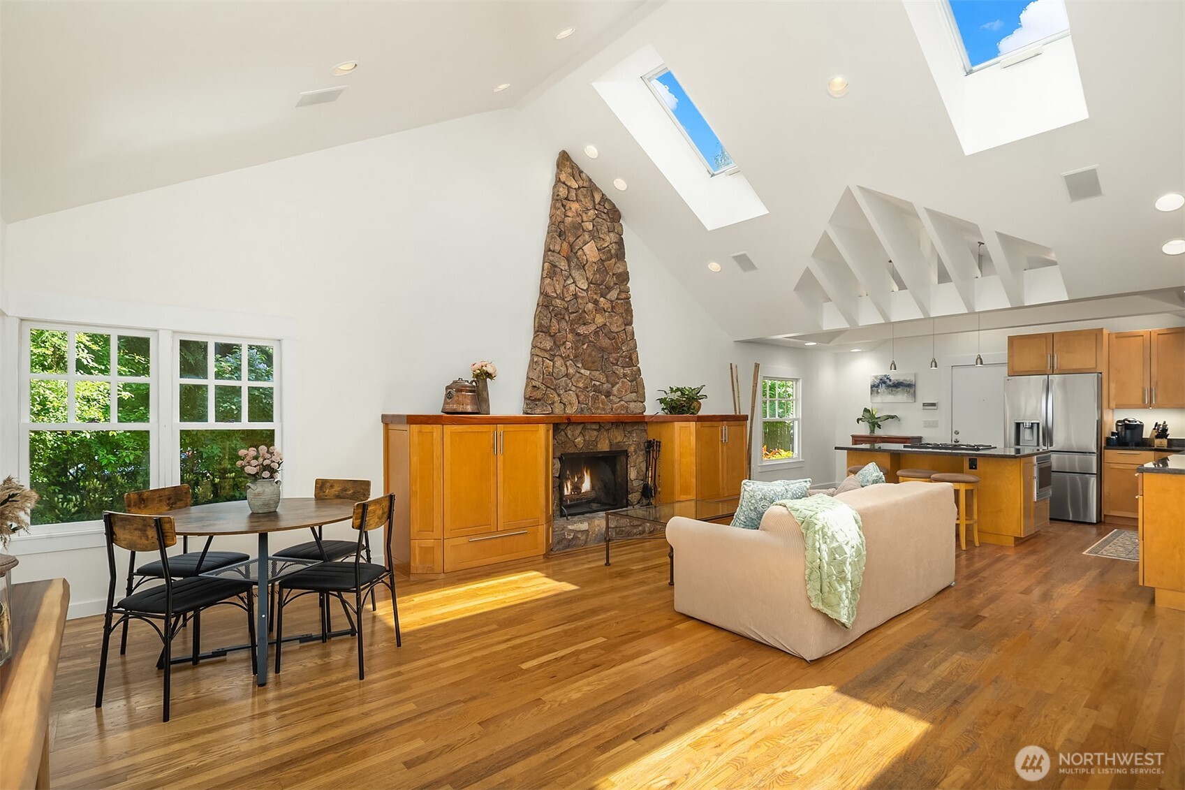 6007 SE 22nd Street , Mercer Island, WA 98040