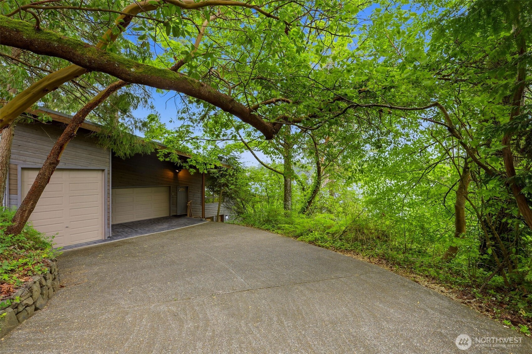 6511 27th Lane SE, Lacey, WA 98503